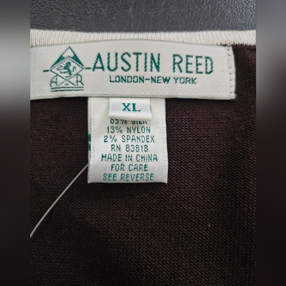 NWT - Silk Blend Stretch Chocolate Austin Reed Jersey - Size XL - Picture 3 of 8